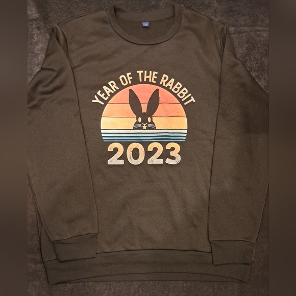 NWOT Chinese Horoscope Year Of The Rabbit 2023 Sweater - Picture 1 of 2